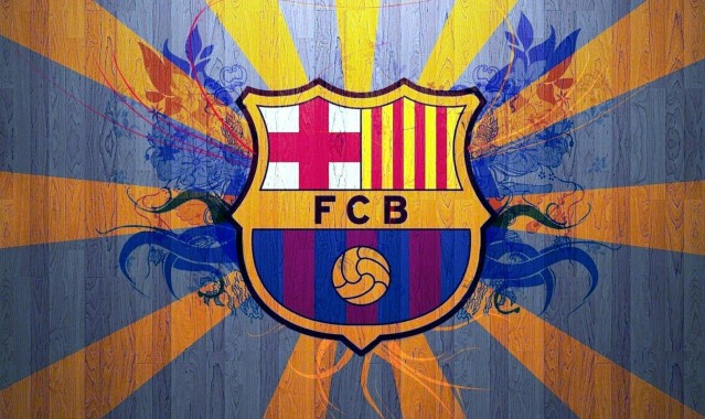 华体会官网：魔鬼赛程来袭，国际米兰备战策略，深度轮换、战术革新与右路觉醒