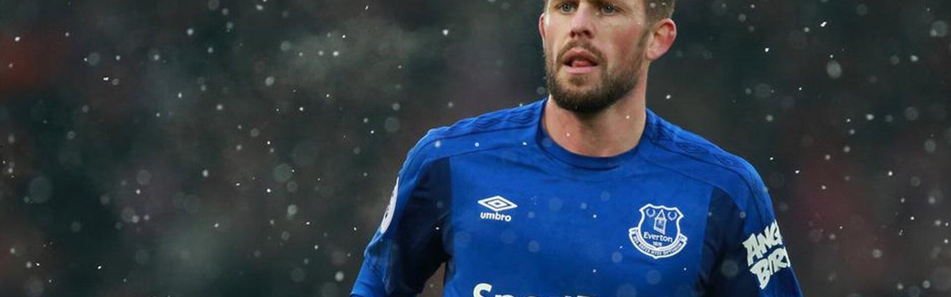 【华体会官网】掘金前锋戈登右腿筋拉伤，关键战役出战状态悬而未决