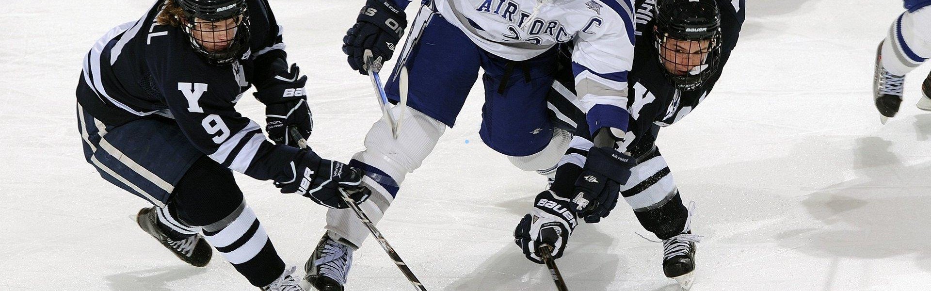 华体会集团_国安队2025赛季收官，胜利笑容与告别泪水交织的夜晚