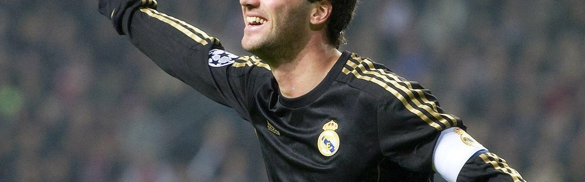 华体会赛事团队|婚姻再生变？莫拉塔与妻子分居传闻四起，妻子公开辟谣力证家庭稳固