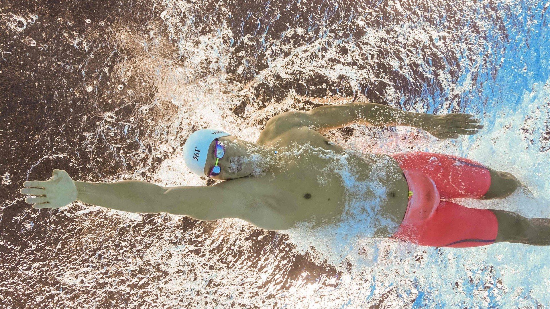 勒克莱尔新年送祝福 南极探险之旅因船只技术故障遗憾告吹